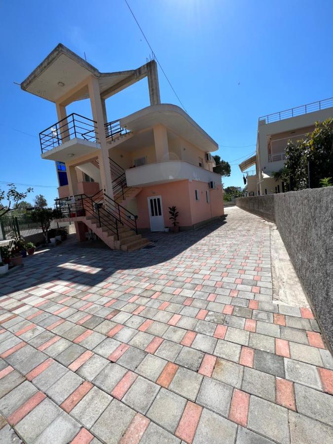 Guest House Vlore Exterior photo