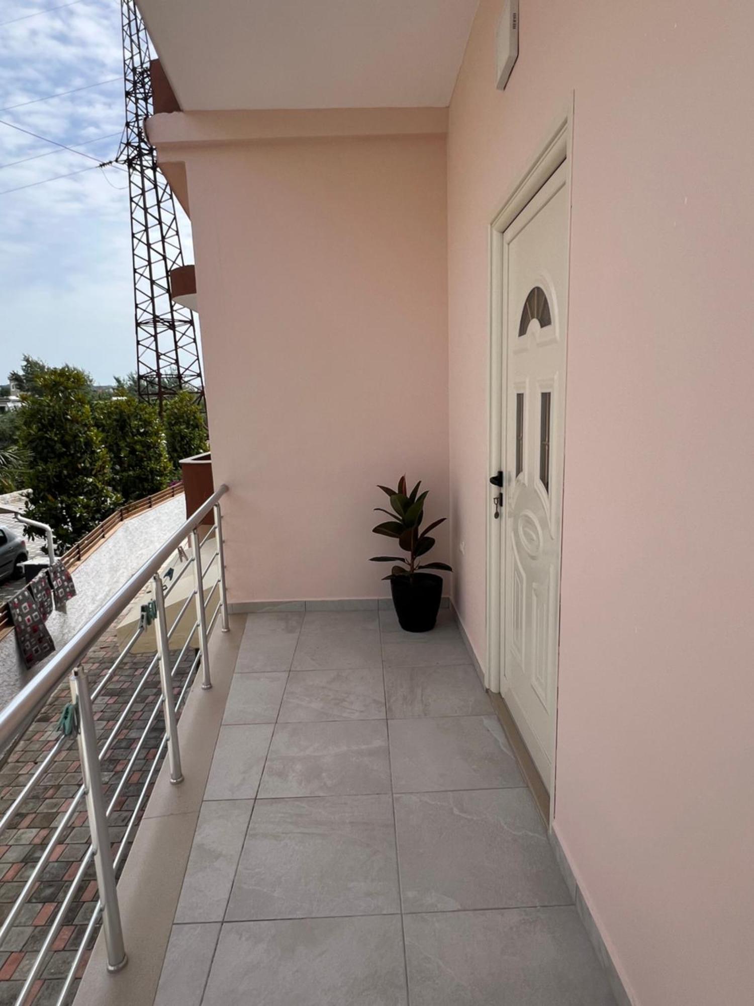 Guest House Vlore Exterior photo