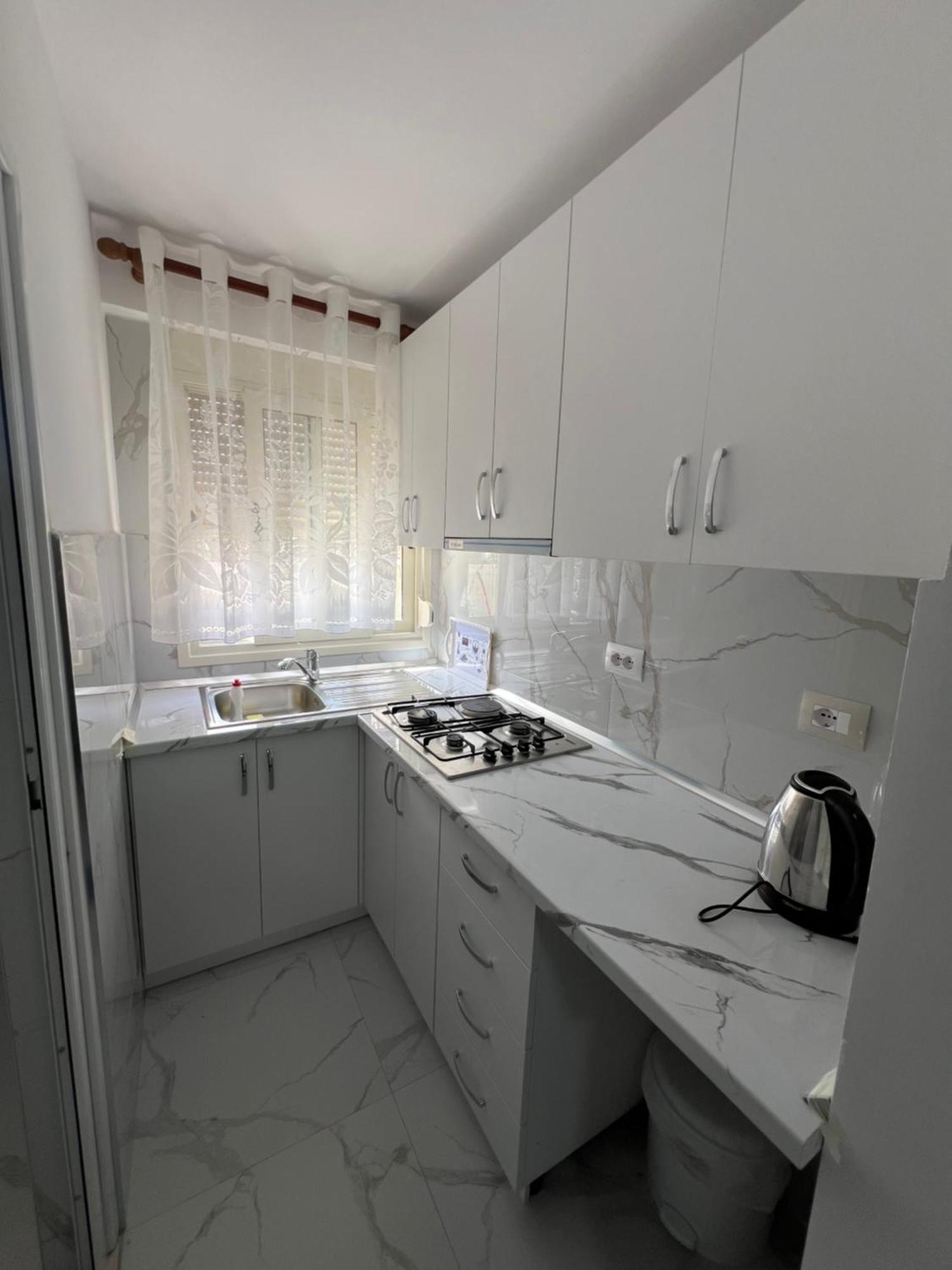 Guest House Vlore Exterior photo