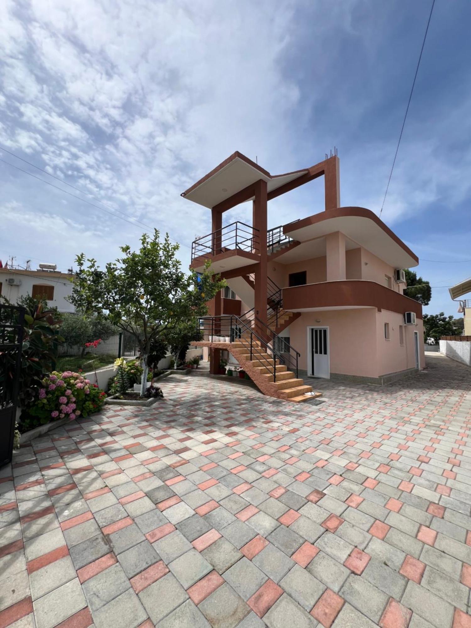 Guest House Vlore Exterior photo